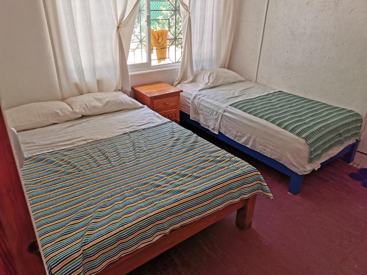 Casa Lao Centro Hotell Zihuatanejo Exteriör bild